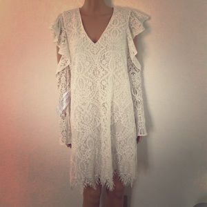 BCBGMAXZRIA offwhite Lace Dress